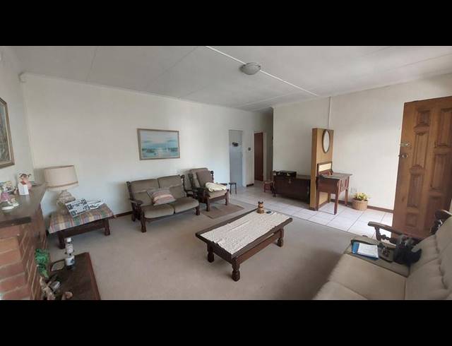 3 BEDROOM PROPERTY TO RENT IN CHRISMAR